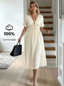 SHEIN LUNE 100%纯棉白色印花V领A字中长连衣裙，适合休闲度假、法式度假、波西米亚风、休闲通勤、复古风格、春夏穿着。 - 杏色 - 查看 3
