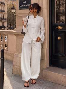 SHEIN PariChic Conjunto de 2 piezas de camisa y pantalones con botones de estilo chino elegante para mujer - Blanco - Ver 1
