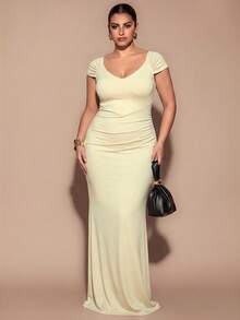 SHEIN BAE CURVE Plus Size Elegant Solid Color Dress - Apricot - View 3