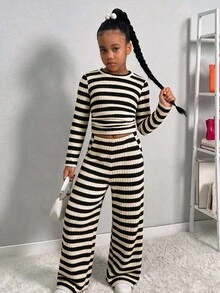 SHEIN Tween女孩抓絨條紋時尚抽褶極簡休閒長袖褲裝套裝 秋冬穿搭 - 彩色 - 查看 2