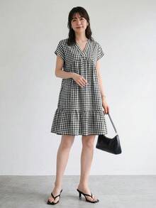 Yumoku 春夏休閒度假格紋短洋裝，適合學生/教師制服夏季穿搭，女款度假洋裝，休閒風 - 黑與白 - 查看 4