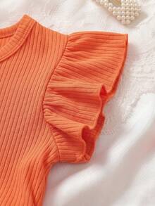 SHEIN Vintaside Kids 2件組女嬰可愛夏季度假紅色與白色幼兒嬰兒女童波西米亞風羅紋橘色荷葉袖蝴蝶結緞帶套裝 - 橘色 - 查看 5
