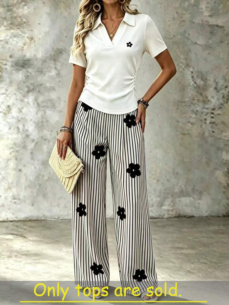 Resyla Setelan 2 Potong Wanita Kasual Motif Bunga dengan Detail Kerut di Samping dan Celana Pendek Motif Bunga Garis-garis dengan Pinggang Elastis, Musim Panas - MultiWarna - View 1