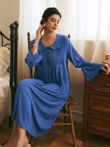 Côtesoire French Elegant Romantic Peter Pan Collar Button Decor Flared Sleeve Lace Patchwork Ribbed Long Solid Color Women's Nightgown - Navy Blue - View 3