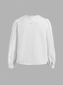 SHEIN 少女寬鬆休閒簡約舒適日常穿著學院風白色荷葉邊花瓣袖優雅荷葉飾前排鈕扣誇張蝴蝶結大領襯衫 - 白色 - 查看 7