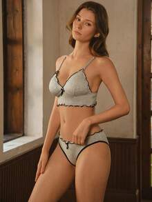 Bisouelle Set Pakaian Dalam Wanita Kasual Serbaguna Nyaman Ramah Kulit dengan Tali yang Dapat Diatur - Grey - View 4