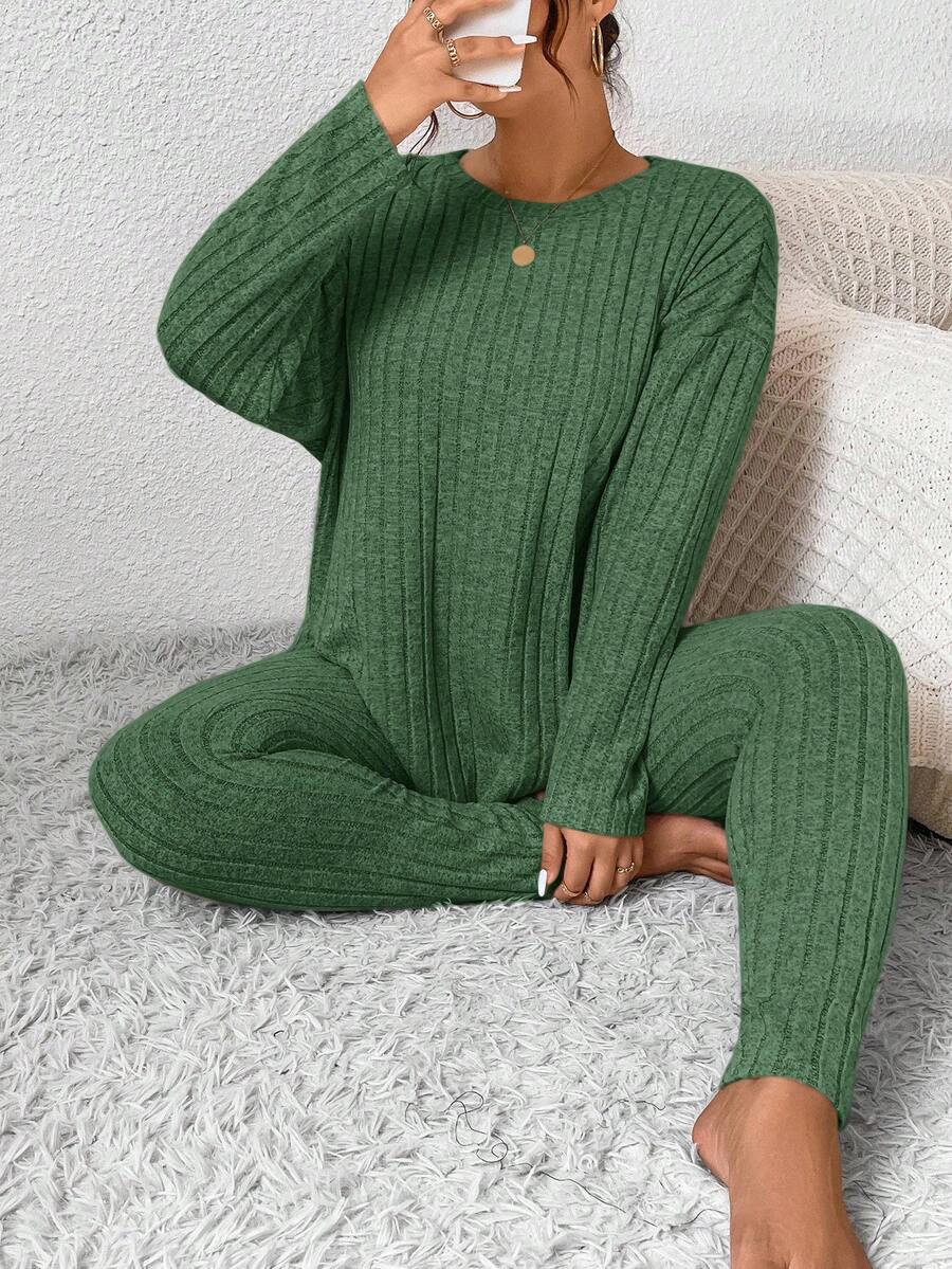 SHEIN Frenchy Plus Size Casual Solid Color Top And Pants 2 Pieces Set/Winter Fall - Green - View 1
