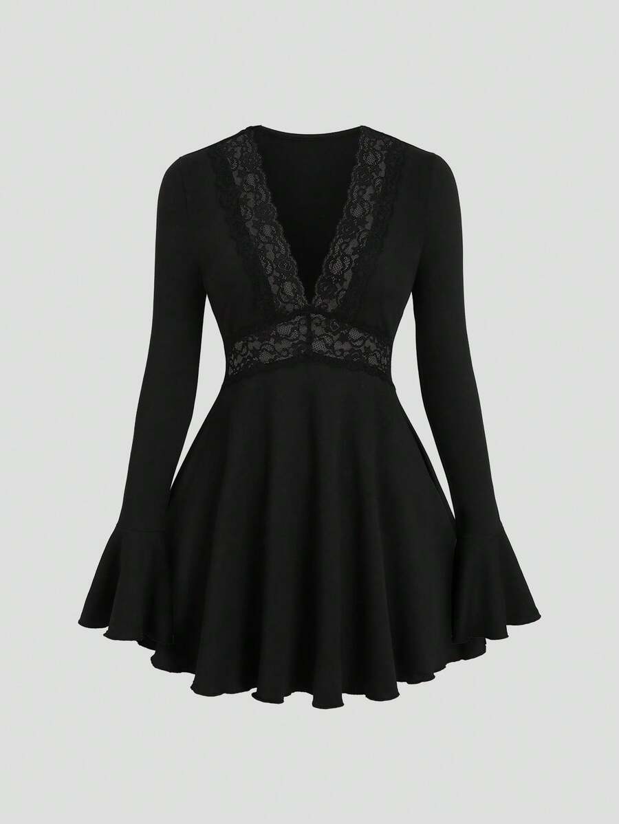 SHEIN Sweetro 女款蕾絲拼接喇叭袖長袖洋裝 - 黑色 - 查看 1