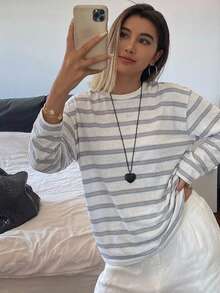 DAZY Striped Loose Drop Shoulder Long Sleeve Round Neck Women Casual T-Shirt - Blue and White - View 4
