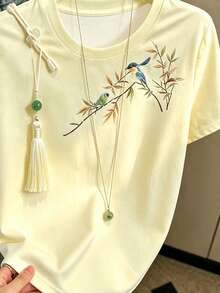 Resyla Kaos Kasual Wanita Lengan Pendek Leher Bulat Motif Bunga - Putih - View 3
