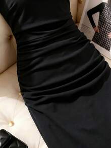 SHEIN MOD 女款無袖修身牛仔洋裝 秋季服飾 優雅洋裝 萬聖節休閒洋裝 女款上班洋裝鄉村風洋裝 基本款洋裝 - 黑色 - 查看 4