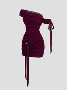 Sweetra Gaun Wanita Elegan dengan Rok Pas Badan Berpotongan Bahu Terbuka, Hiasan Pita Busur, Renda, dan Patchwork, Dilengkapi Gesper Logam dan Hem Bergelombang - Burgundy - View 1