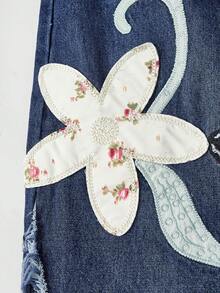 ROMWE Fairycore Vintage Floral Embroidered Ultra Low Waist Retro Washed Straight Leg Jeans For Women - Blue - View 3