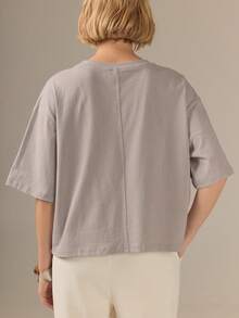 KÆRIA Hus 寬鬆方正版 T-shirt - 100% 純棉針織布 - 灰色混色 - 休閒基本款，適合日常與辦公室休閒穿著 - 黑色 - 查看 2