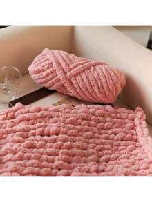 Super Thick Polyester Yarn, 500G Multi-Color Soft DIY Craft Yarn, Suitable For Hand Knitting, Blankets, Pillows, Pet Beds, Multiple Colors Available - Cat tail roll - View 4