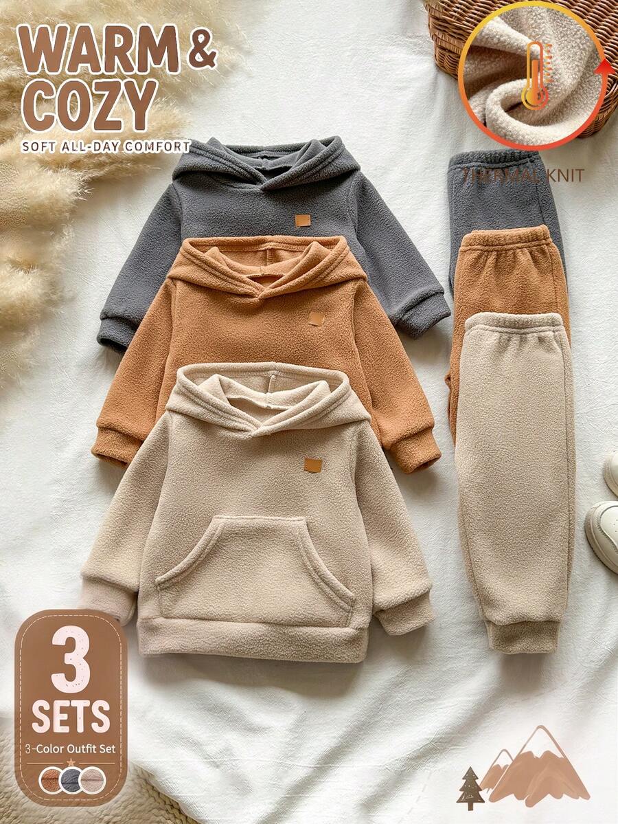 SHEIN 2件組幼童男童連帽衛衣運動長褲套裝，可愛卡其灰毛絨抓絨，袋鼠口袋長袖連帽加厚，適合冬季秋季學校假期聖誕節毛絨款 - 彩色 - 查看 1