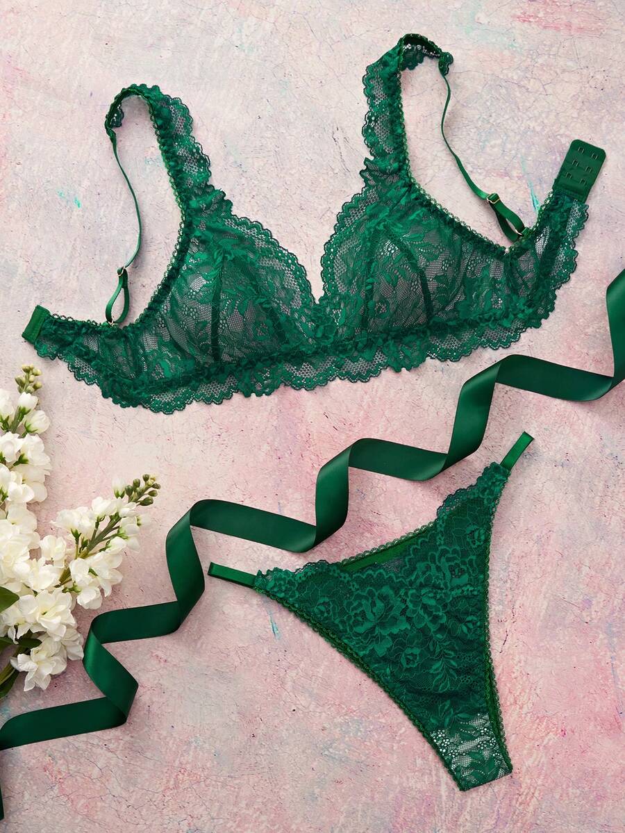 Elorette 2pcs Dark Green Lace Patchwork Triangle Cup Romantic French Style Lingerie Set - Dark Green - View 1