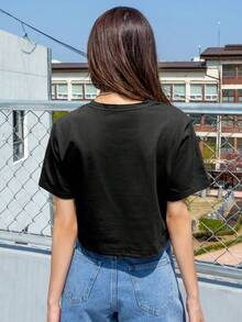 DAZY Letter Graphic Crop Tee Summer - Black - View 2
