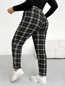 SHEIN Essnce 大尺碼女款秋冬時尚休閒彈性舒適日常黑白格紋鬆緊腰修身錐腳長褲，女款下身褲，秋季穿搭，上班褲，曲線褲 - 黑與白 - 查看 2
