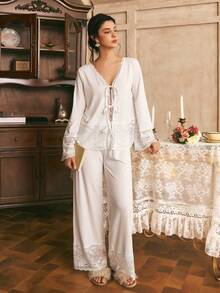 Côtesoire South France Romantic Lace Patchwork V-Neck Long Sleeve Pants Women's Pajama Set - White - View 1