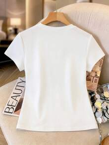 SHEIN Clasi T-shirt court noir & blanc patchwork dentelle cils col rond manches courtes ajusté légèrement ample, coupe droite non serrée, couverture modérée de la taille & de l'abdomen, polyvalent pour tous les jours, flatteur pour tous les types de corps, s'accorde avec divers bas, convient pour les trajets & les tenues décontractées, t-shirt grande taille - Blanc - Voir 2