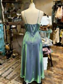 SHEIN Franclia Gaun Satin Elegan dengan Kerah Model Cowl dan Tali Bahu Tipis, Gaun Cami Panjang Longgar dengan Pinggang Ramping untuk Pesta Pernikahan - MultiWarna - View 2