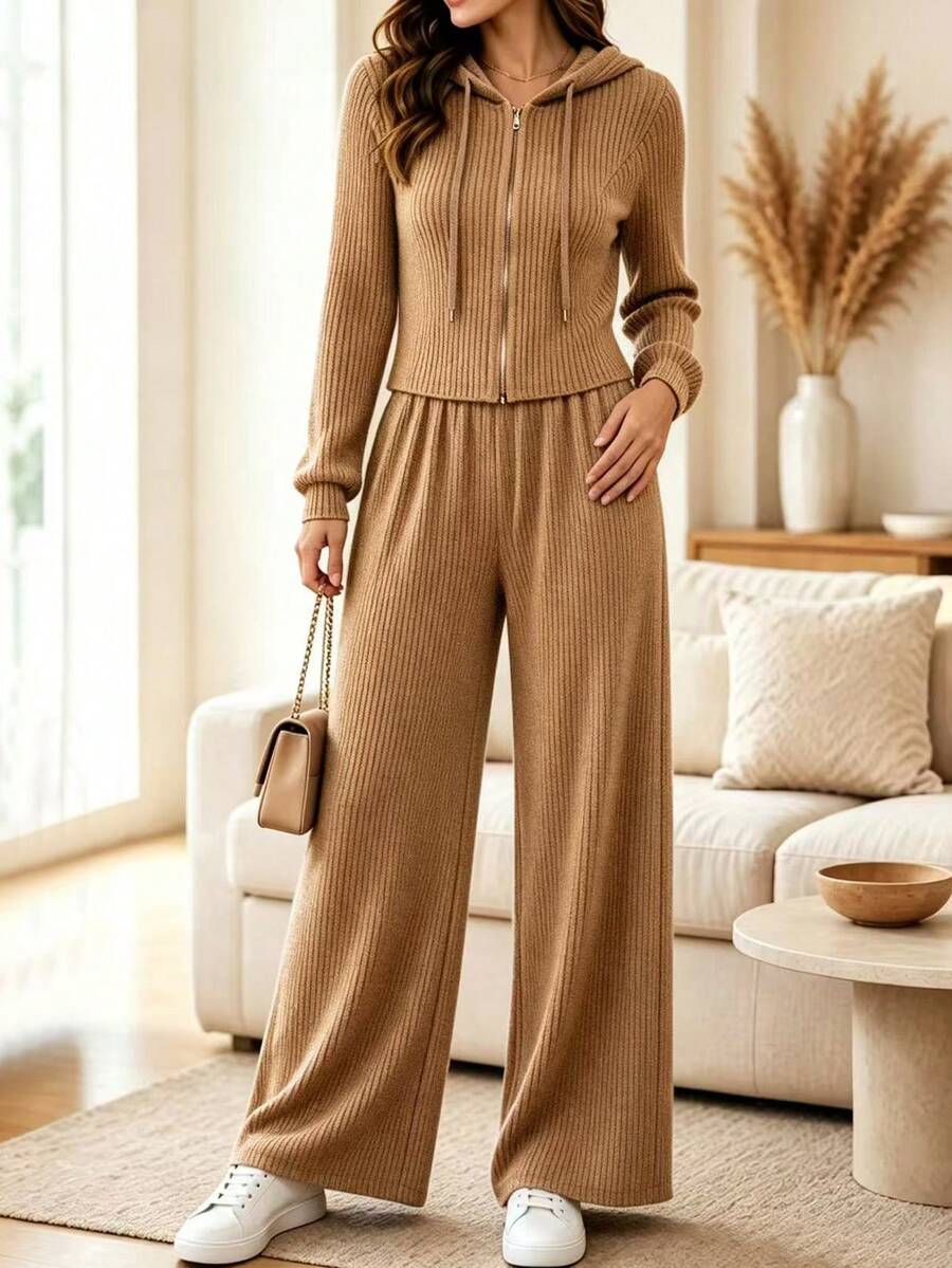 SuriyaCove 女款休閒純色連帽衫與長褲兩件套 - 卡其色 - 查看 1