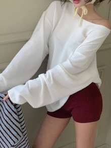 DAZY Atasan Kasual Longgar Lengan Panjang Leher Asimetris Warna Polos untuk Wanita, Cocok untuk Musim Gugur. - Putih - View 1