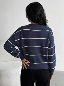SHEIN 青少年女孩寬鬆休閒極簡舒適條紋套頭毛衣，百搭厚實保暖針織衫，適合秋冬 - 藏蓝色 - 查看 2
