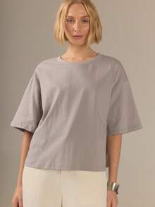 KÆRIA Hus 寬鬆方正版 T-shirt - 100% 純棉針織布 - 灰色混色 - 休閒基本款，適合日常與辦公室休閒穿著 - 黑色 - 查看 1