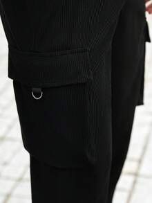 Manfinity CasualCool 男士黑色直筒休閒運動通勤百搭長褲，彈性腰頭、D型環扣設計與大口袋 - 黑色 - 查看 6