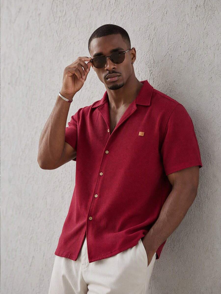 Manfinity VCAY Men's Single-Breasted Casual Versatile Short Sleeve Shirt For Daily Wear Vacation Burgundy Red Summer - Red - View 1