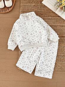 SHEIN Vintaside Kids 女嬰碎花套裝，甜美碎花長袖上衣 + 休閒長褲 2 件套，立領拉鍊設計，適合春秋季女嬰日常穿著或戶外露營野餐旅行或日常休閒公園散步 - 杏色 - 查看 1