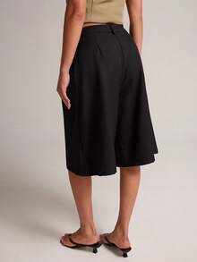 SHEIN BAE Schwarze kurze weite Anzughose mit Taschen, locker geschnittene Capri-Hose für Arbeit, Business, Büro, Sommer, lässig, elegant - Schwarz - Übersicht 2
