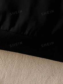 SHEIN Genkimix Kids 1件男童休閒運動學院街頭風可愛酷炫恐龍印花拼色運動衫，適合日常穿著、上學、旅行、運動，春夏季穿搭，為男孩提供多種搭配選擇，增加衣著組合多樣性。整體設計簡約優雅，穿著舒適時尚。男孩穿這件T恤會感到舒適並展現休閒時尚形象。這套童裝將成為男孩衣櫥中實用且時尚的選擇 - 彩色 - 查看 3