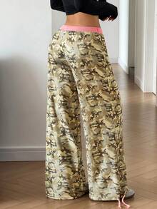 StreetHx Sweet & Cool Hot Girl Low Waist Contrast Color Tie Waist Camo Waffle Knit Long Pants - Army Green - View 2