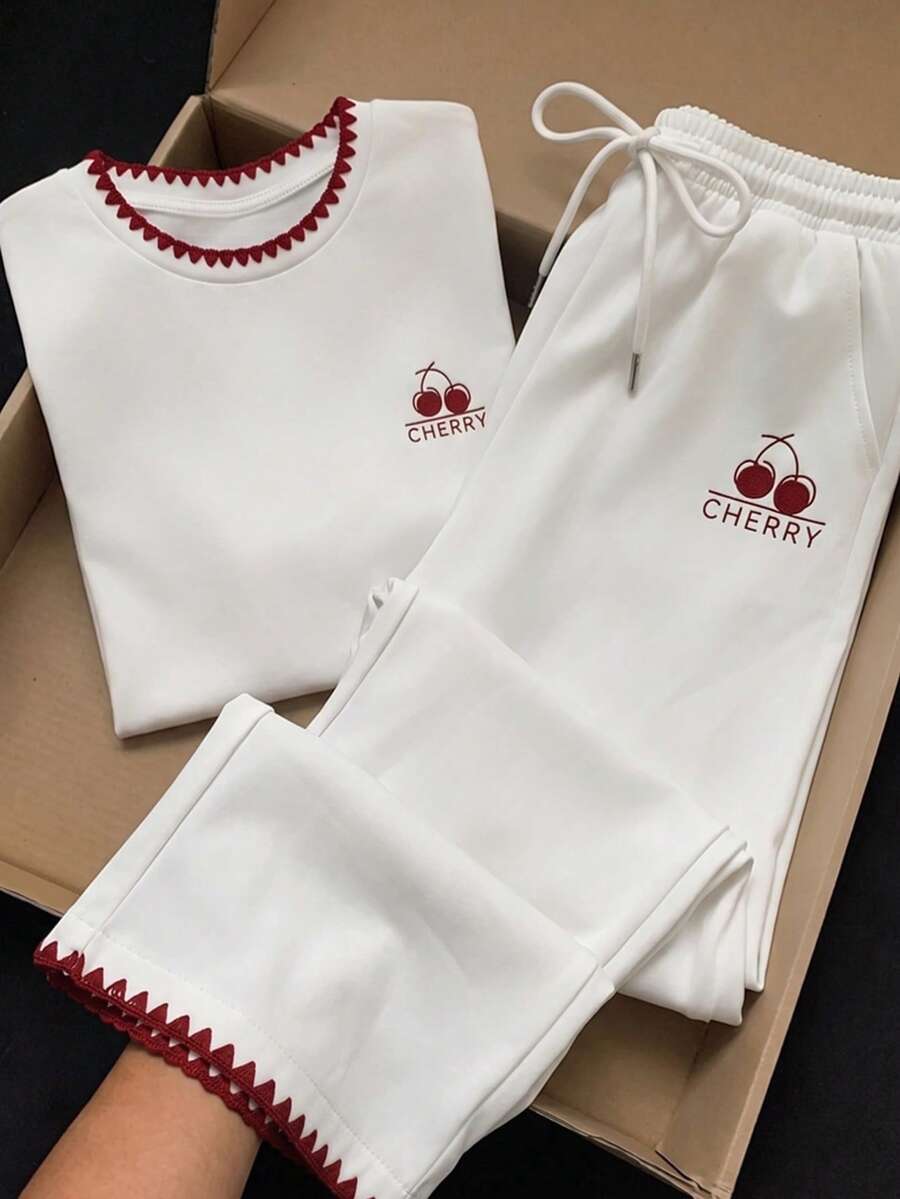 Comfortcana 櫻桃印花對比滾邊女款休閒T恤長褲套裝 - 白色 - 查看 1