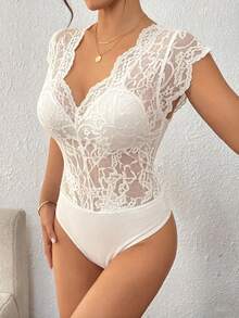 Bluhae Women's Minimalist Commuting Contrast Lace Bodysuit - Beige - View 4