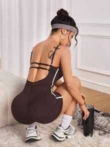 SHEIN Velisys 女款純色露背細肩帶運動連身衣與短褲兩件套 - 彩色 - 查看 7