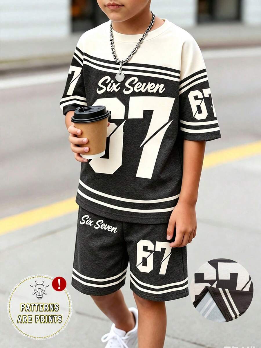SHEIN 2件套男童休闲时尚创意个性清新高端简约数字67条纹黑米色图案字母标语印花宽松T恤和短裤套装,舒适日常穿着,温暖夏日风格,适合春夏季节 - 彩色 - 查看 1