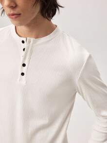 Vaulklash Men's Solid Color Minimalist Casual Long Sleeve Old Money Henley Collar Base Layer White T-Shirt, For Fall/Winter - White - View 7