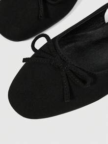 Sleekvia Black Suede Bow Design Back Strap Pumps - Black - View 7
