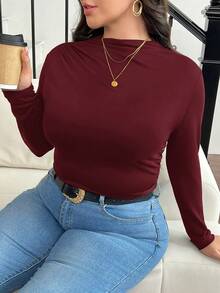 SHEIN Frenchy تيشيرت أكمام قصيرة بأزرار على الرقبة، بنمط مجعد وتصميم نحيف للأحجام الكبيرة - عنابي اللون - مشاهدة 6