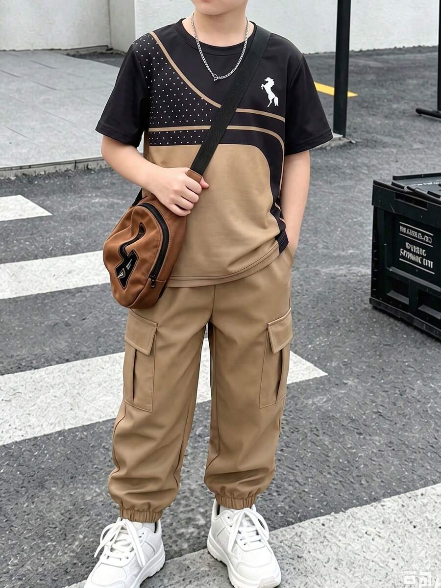 2件組 青少年男孩夏季新款圖案圓領短袖T恤與雙側大口袋工裝束口休閒褲,適合休閒運動、日常街頭穿搭、派對、音樂節、返校 - 棕色 - 查看 1