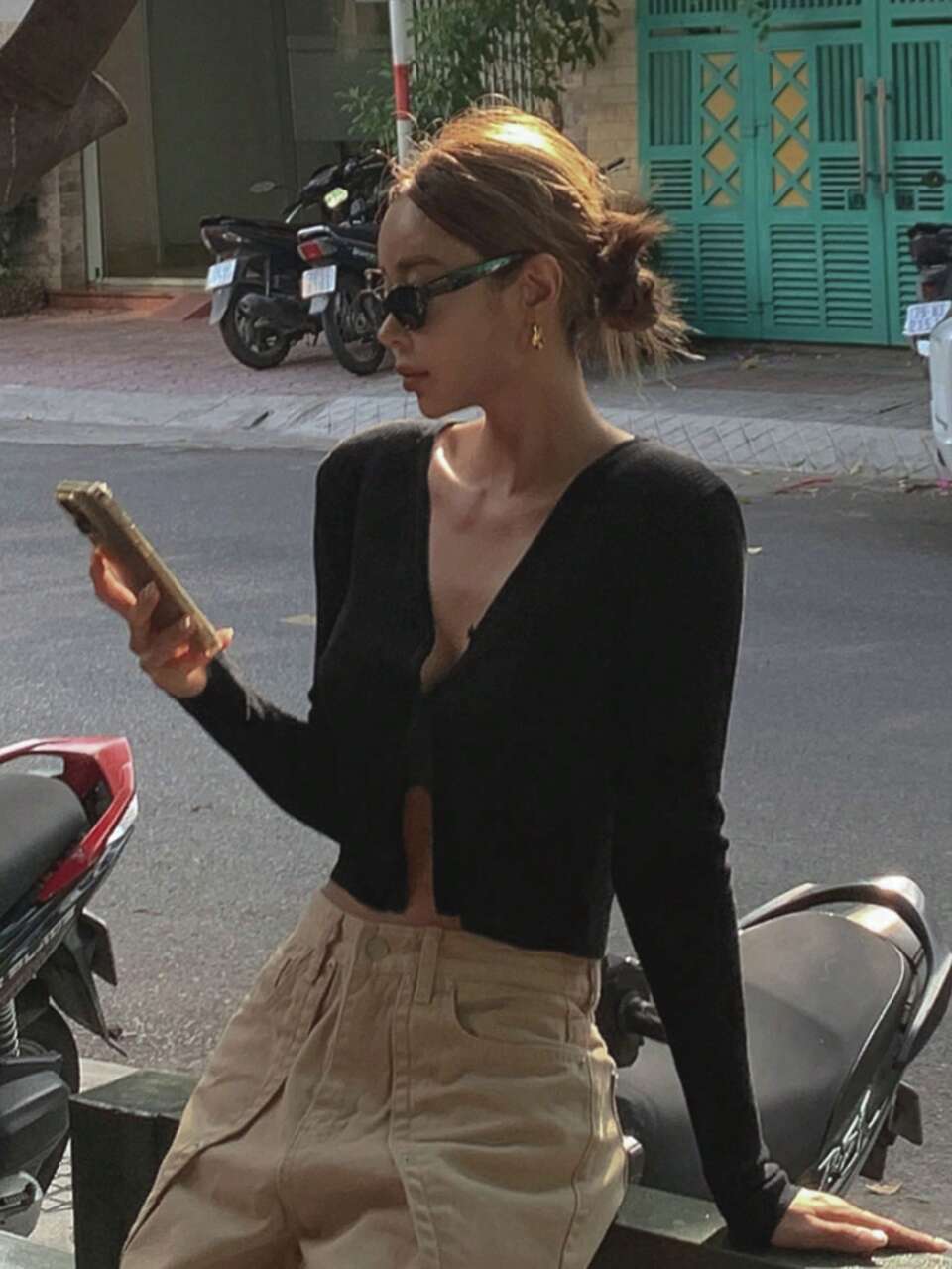 Women's Solid Color Fitted Short Long Sleeve V-Neck Casual Vacation Spring/Autumn Knit Cardigan
