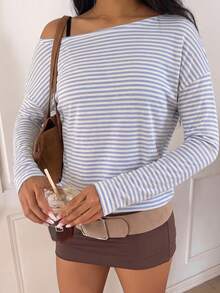 SHEIN EZwear 休閒極簡風藍色條紋滿版印花女款長袖不對稱領寬鬆版型T恤，適合初秋，百搭 - 彩色 - 查看 1