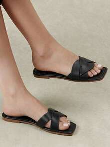 Styleloop Sandal Retro Sol Datar, Ujung Persegi, Terbuka, Sederhana, Modis dan Lembut, Sandal Komuter Liburan Serbaguna untuk Wanita - Hitam - View 8