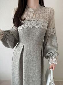 FRIFUL Gaun Panjang Romantis Elegan Wanita dengan Renda Kontras dan Manset Berumbai, Cocok untuk Kencan Hari Guru, Atasan Musim Panas Warna Abu-abu yang Imut - Grey - View 1