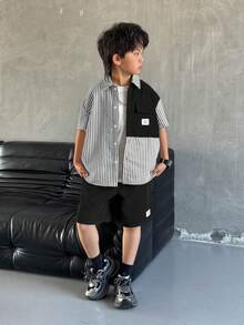 SHEIN 2pcs/Set Setelan Anak Laki-laki Remaja Nyaman, Serbaguna, Longgar, Gaya Korea, Modis, Personalisasi, Keren, Kemeja Bergaris, Atasan Warna Kontras, dan Celana Pendek Hitam, Cocok untuk Musim Semi, Musim Panas, Musim Gugur, Musim Dingin, Cocok untuk Pertunjukan, Cocok untuk Fotografi, Cocok untuk Musim Kembali ke Sekolah, Kemeja Sekolah - Hitam - View 5