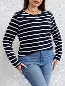 SHEIN Frenchy 大碼女士愛心刺繡條紋t恤 - 寶藍色 - 查看 5